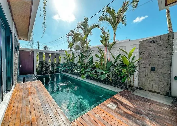 Villa Nakula - Designer 3 Level Only 5 Mins To
