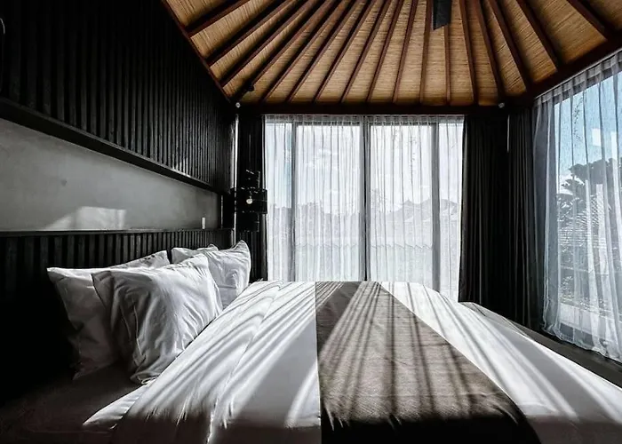 Nakula - Designer 3 Level Only 5 Mins To Villa Canggu